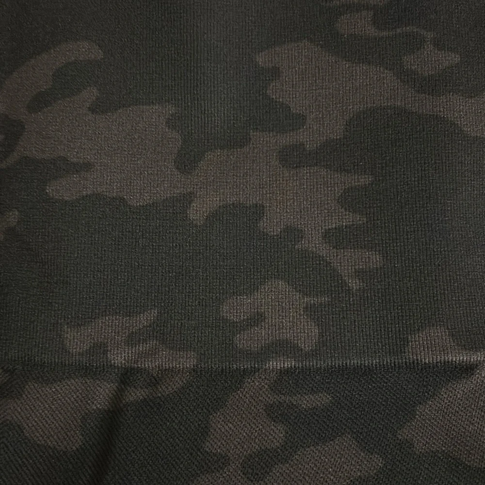 SPANX Women’s Black Camo Seamless‎ High Waist Leggings Size Large